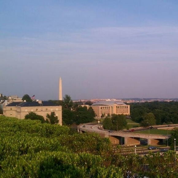 Meet your Posher, Julia - Picture 1 of 1